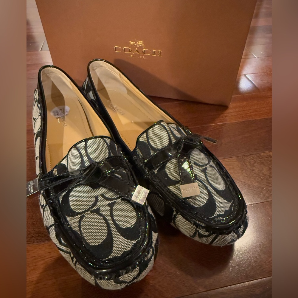 Coach FRIDA Slip on Loafers 8.5 Signature Monogram Logo Black and gray